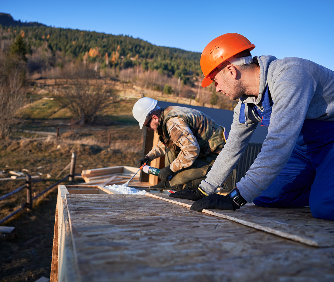 Roof waterproofing and insulation work